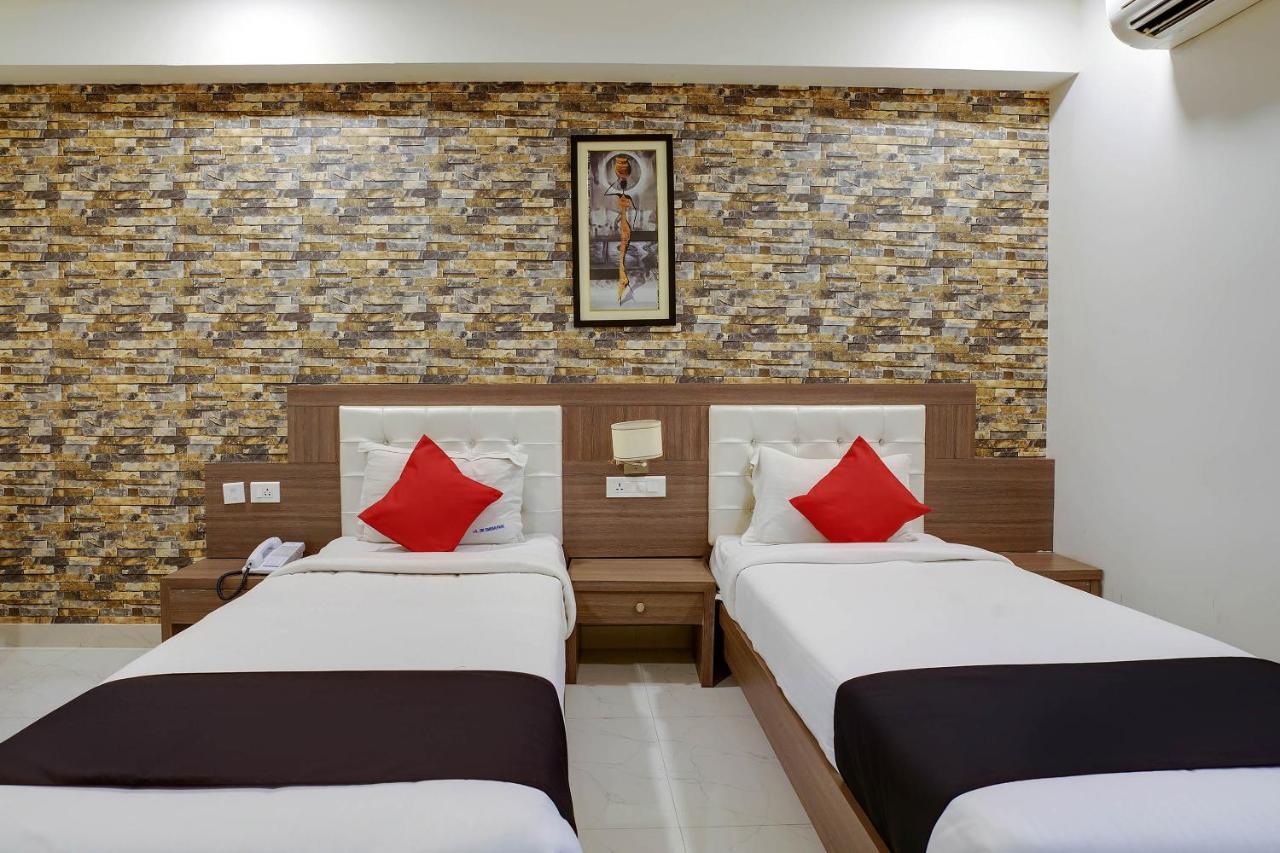 Townhouse Oak Sri Simran Park Hotel Near Secunderabad Railway Station ハイデラバード エクステリア 写真