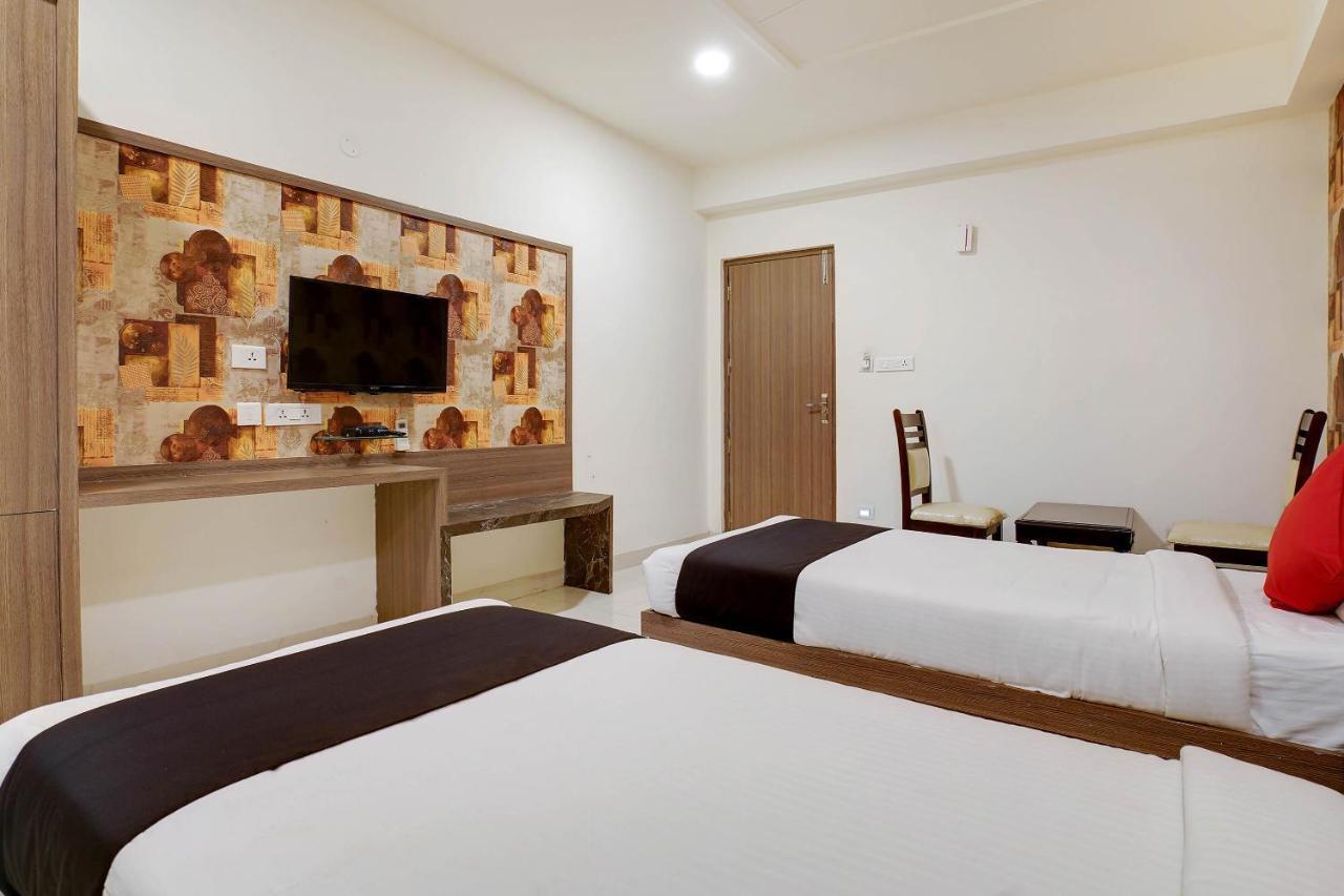 Townhouse Oak Sri Simran Park Hotel Near Secunderabad Railway Station ハイデラバード エクステリア 写真